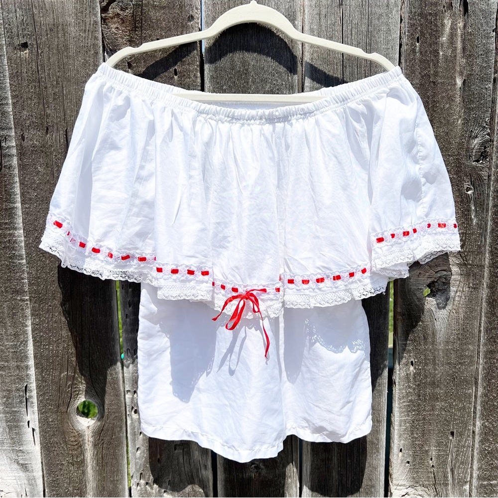 Vintage handmade 70s Peasant Bohemian Spanish Off the Shoulder White and Red Top